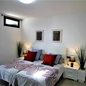  Hébergement de vacances Holiday House And Spa Lanzarote